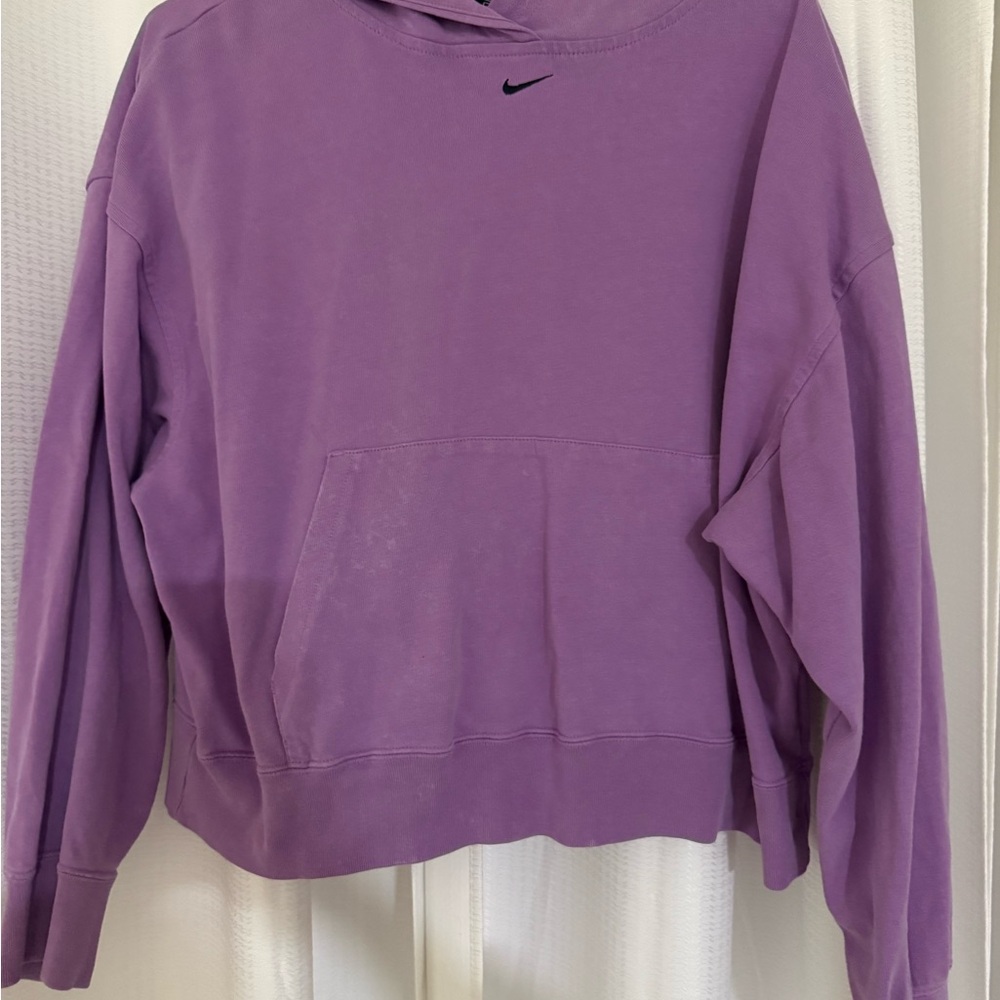 Nike Women's Lavender Hoodie medium vintage embroidered logo